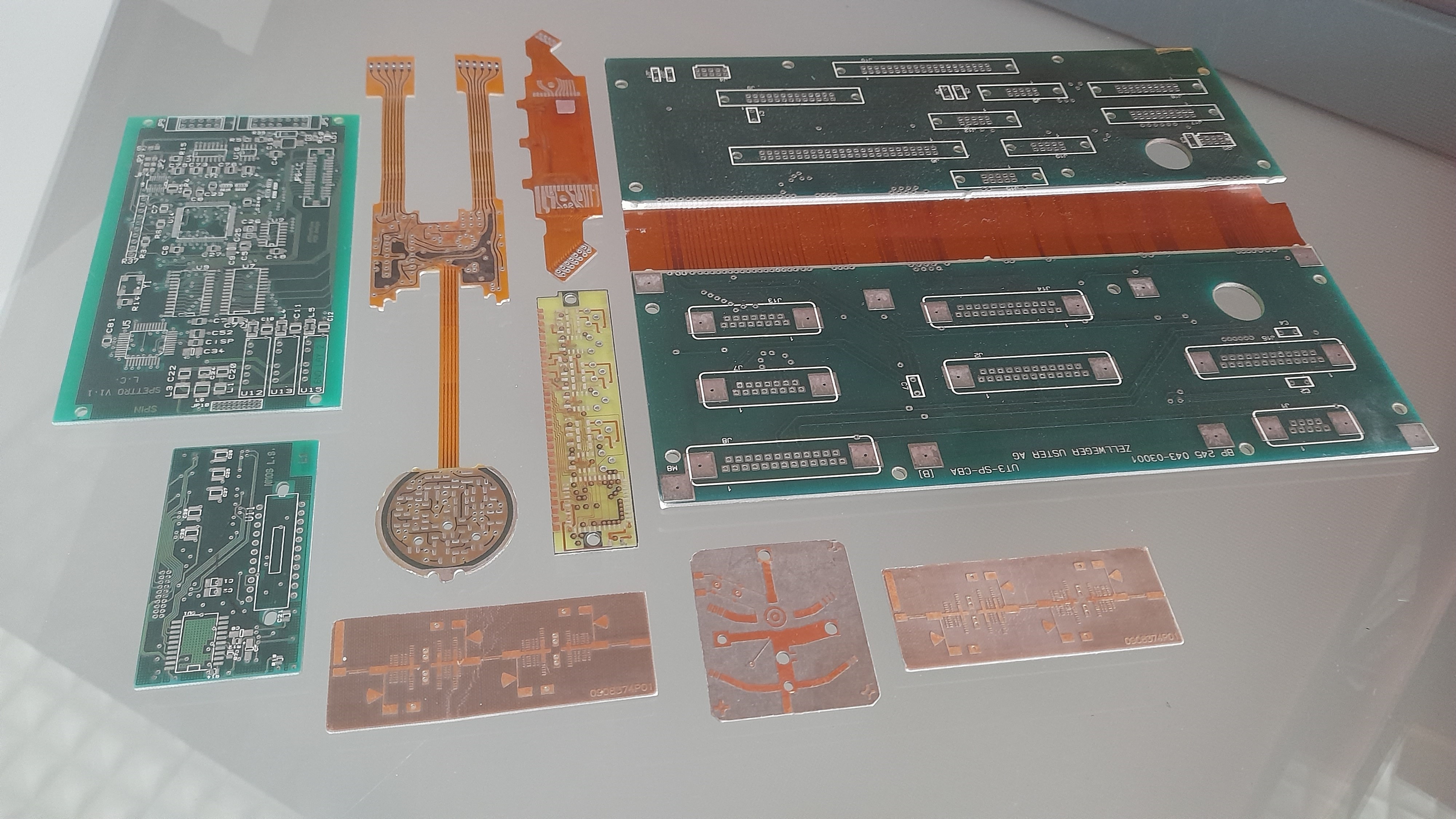  Layout PCB design, Sbrogliatura circuiti stampati, sviluppo layout progettazione design PCB, Altium design, diptrace, orcad, eagle, kicad, protel